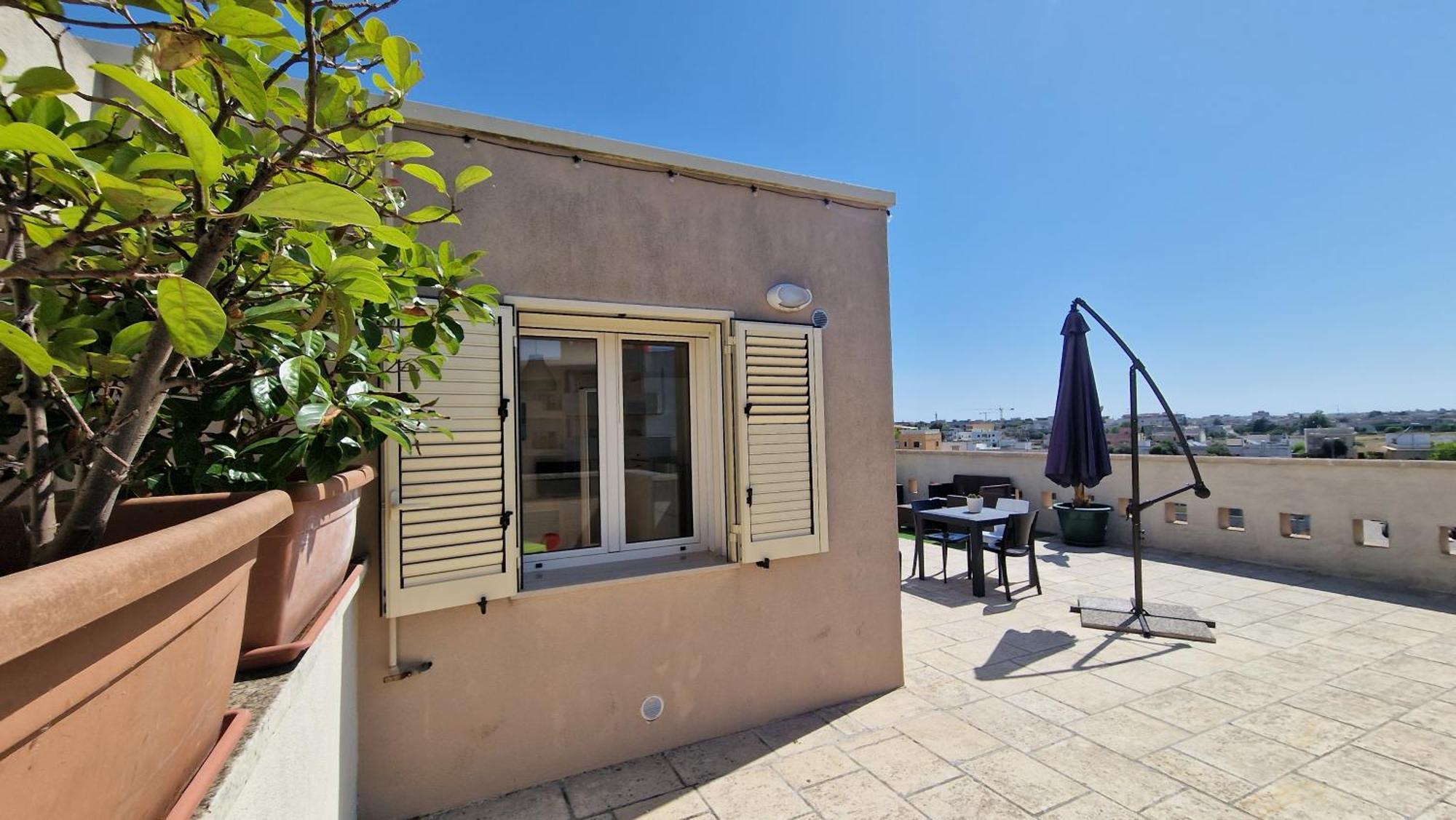 "Elle Home" Attico Panoramico Λέτσε Εξωτερικό φωτογραφία
